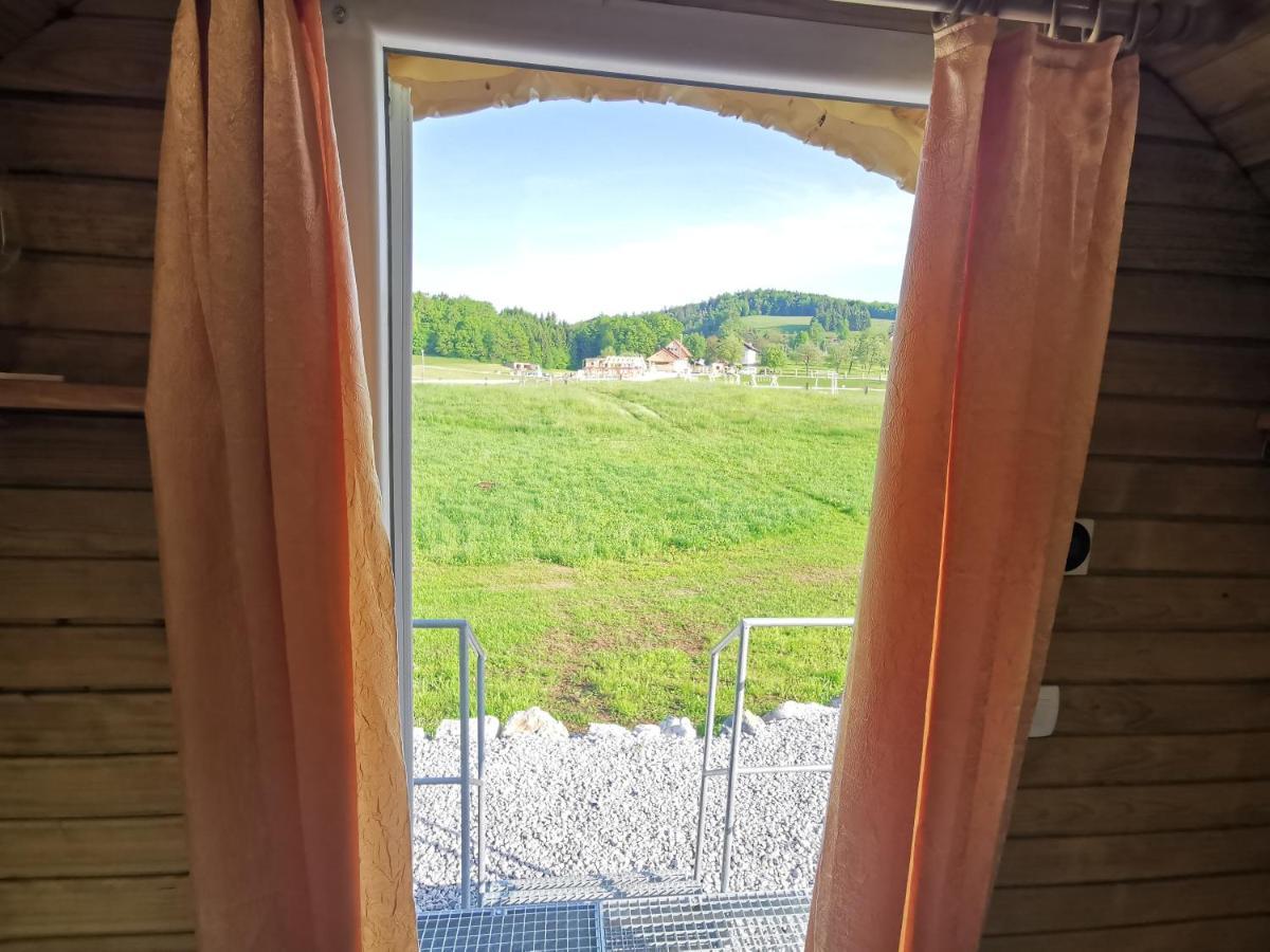 Cowboy'S Land Visnja Gora Exterior foto